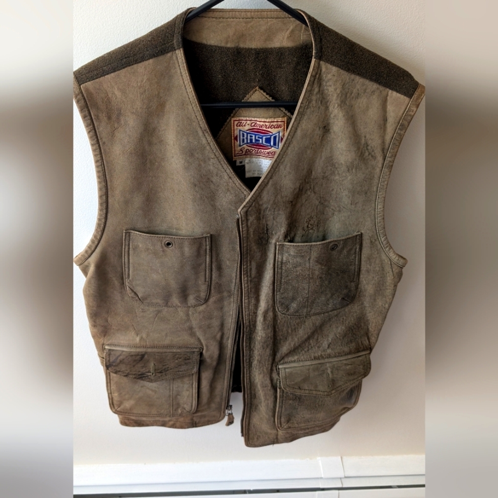 Vintage All American Basco Men's Sportswear Genuine Leather Vest. Size Medium